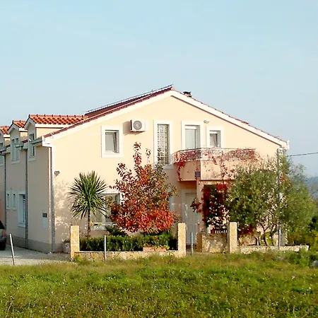 Drazen Apartment *
